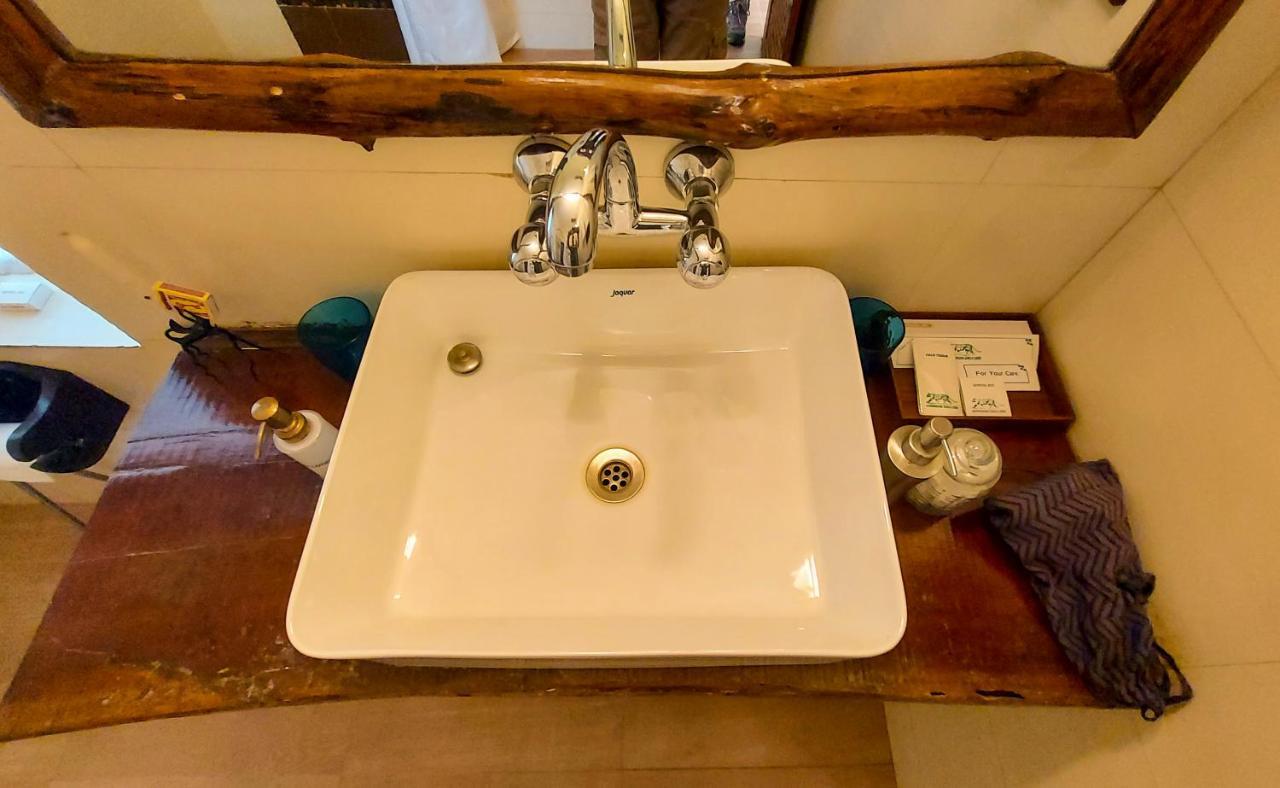 Bandhavgarh Jungle Lodge Tāla Esterno foto