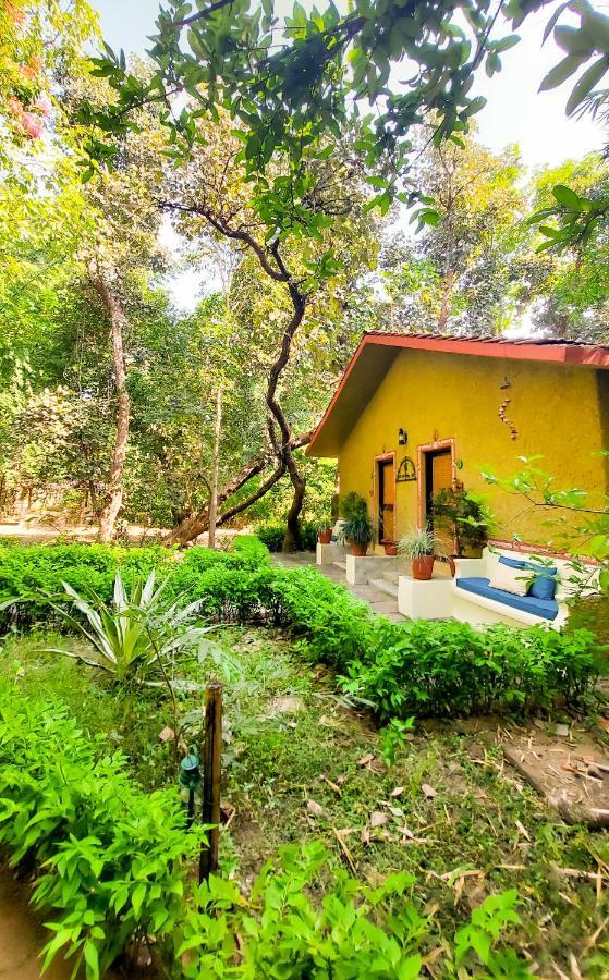 Bandhavgarh Jungle Lodge Tāla Esterno foto