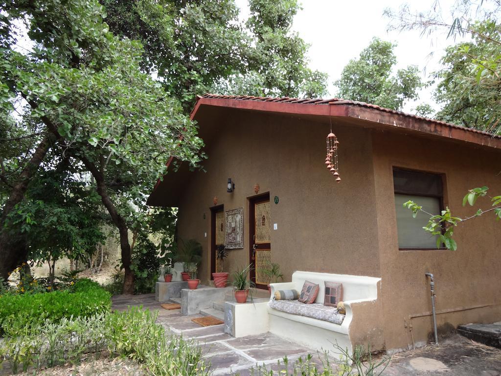 Bandhavgarh Jungle Lodge Tāla Esterno foto