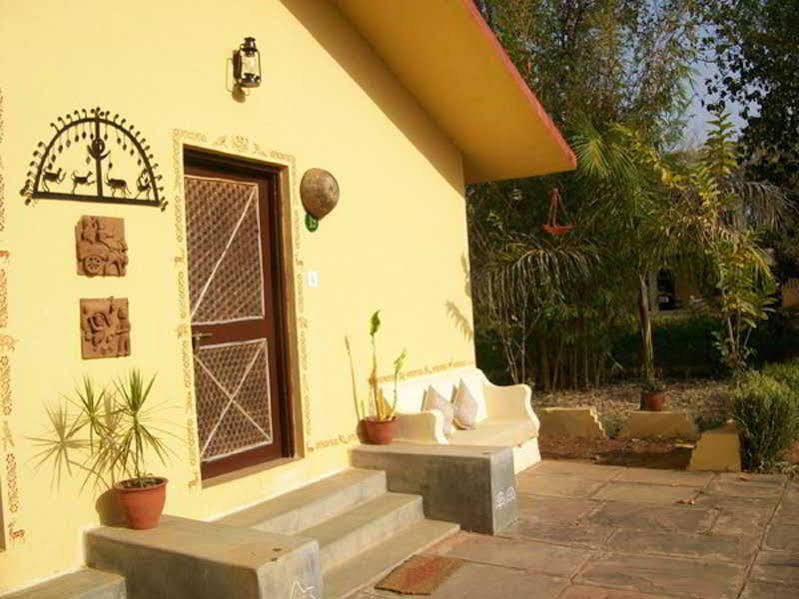 Bandhavgarh Jungle Lodge Tāla Esterno foto